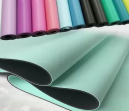PU-rubberen yogamat met hoge dichtheid met superieure grip voor hete yoga