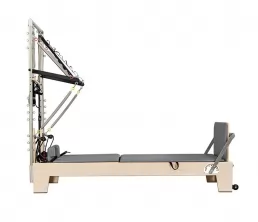 Studio Pilates Maple Reformer met half trapeze