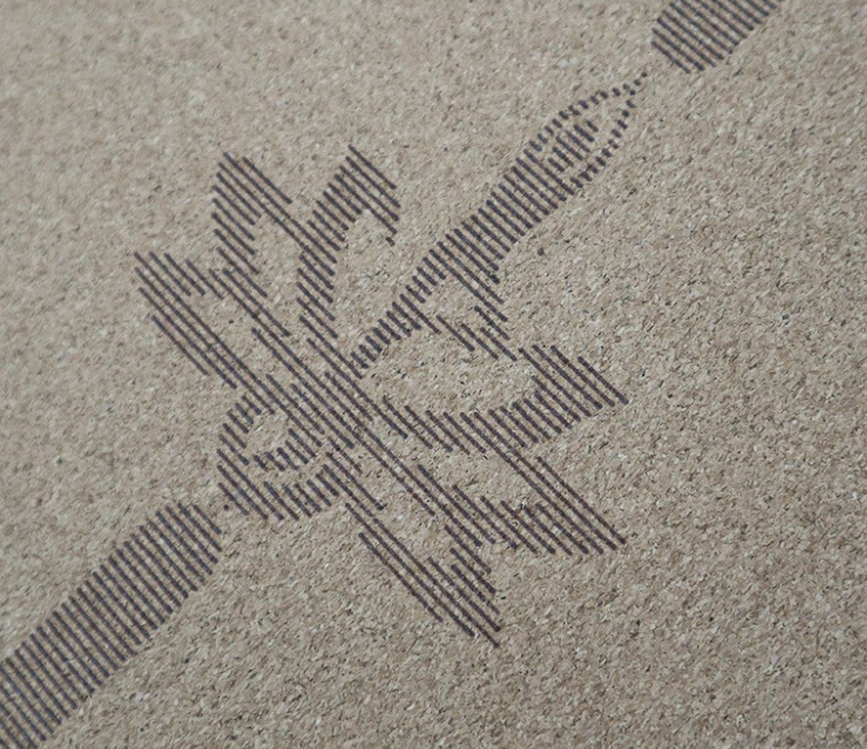 Studiokwaliteit kurk rubber yogamat met uitlijningslijnen