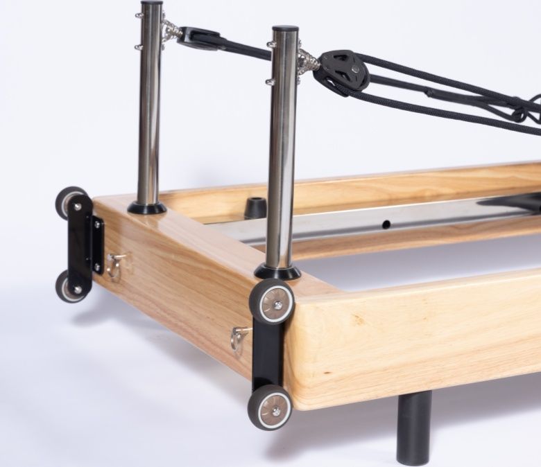 No-Joint Oak Foldable Pilates Reformer