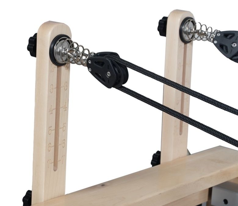 Opvouwbare Pilates -trainingsmachine met houten benen